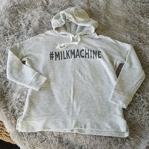 Motherhood Maternity nursing top.